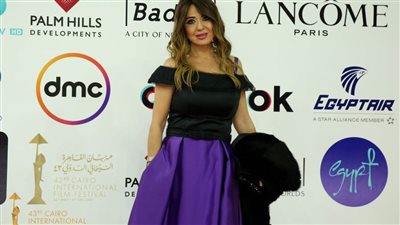 نيللي كريم وأمينة خليل وأروى جودة.. صور إطلالات النجمات في حفل ختام القاهرة السينمائي