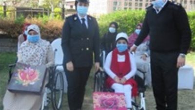 مديريات الأمن تواصل احتفالها وتستقبل عددًا من ذوي الإعاقة 