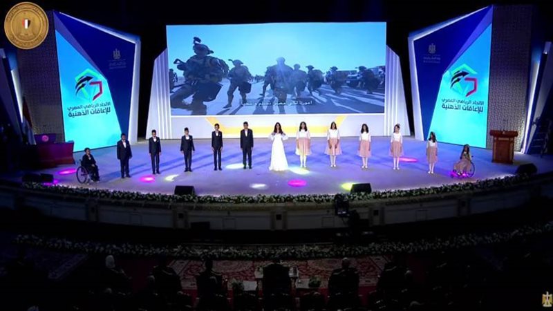 قادرون باختلاف