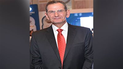 أمين صندوق تحيا مصر يتفقد تشغيل معمل محاكاة كلية طب عين شمس