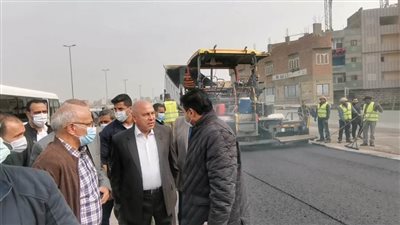 وزير النقل ومحافظ القليوبية يتفقدان إنشاء الكباري وأعمال توسعة الطريق الدائري