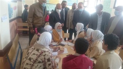 وكيل تعليم بني سويف يتابع مسابقة أوائل الطلبة 