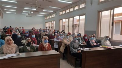 تمريض حلوان تنظم ورشة الإرشادات العامة التي تخص النظام الدراسي 