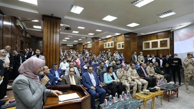 رئيس جامعة الزقازيق يسلم 89 طالبًا من ذوي الهمم شهادة إعفاء من التجنيد