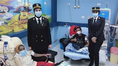 أمن القليوبية يوزع 50 بطانية على مرضى مستشفى بنها الجامعي