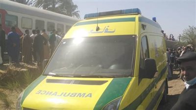 مصرع شخص وإصابة آخر في تصادم سيارة بدراجة بخارية بالمنيا 