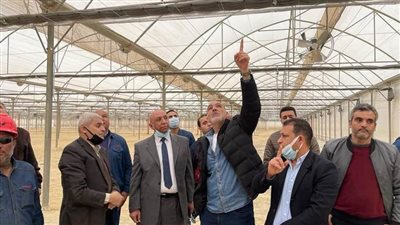 رئيس بترومنت يوجه بسرعة الانتهاء من  إنشاء الصوب الزراعية باللاهون