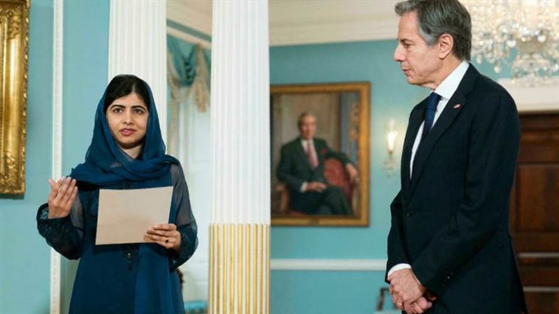 بلينكن والناشطة الباكستانية