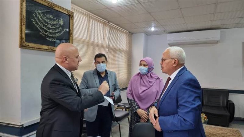 رئيس الشركة القابضة