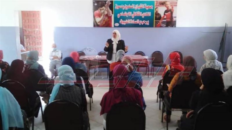 خلال الندوة