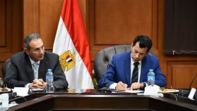 وزير الرياضة يناقش استعدادات تدشين صندوق الرياضة المصري 