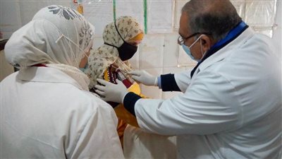 الكشف على ١٥٠٤ مواطنين فى قافلة طبية مجانية بقرية ٨ بذور بالبحيرة