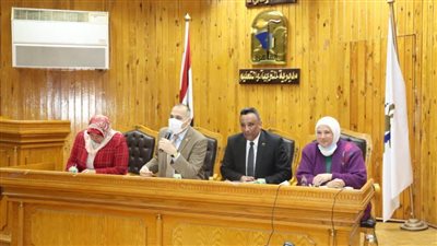 تعليم القاهرة تراجع استعداداتها لمسابقة أوائل الطلبة