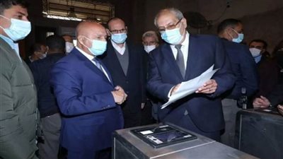  وزير النقل: الانتهاء من تركيب جميع بوابات الدخول والخروج بمحطة الجيزة   