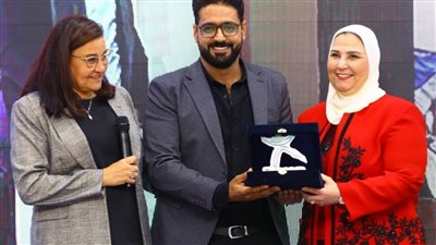 تكريم المخرج مهند دياب كشريك نجاح لمؤسسة بصيرة 