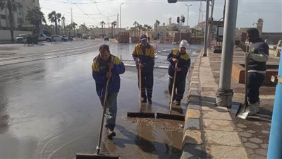 محافظة الإسكندرية : تواجد ميداني على مدار اليوم للتنفيذيين لمتابعة موجة الطقس السيئ 