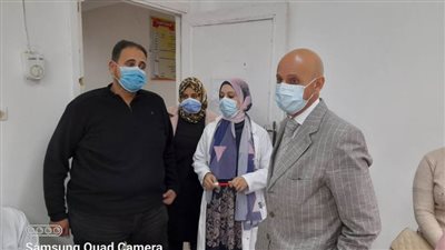 وكيل صحة الشرقية يتفقد الخدمات المقدمة للمواطنين بالعاشر من رمضان 