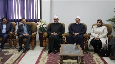 لقاء موسع بين قافلة 