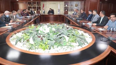 نائب محافظ بنى سويف يناقش مستجدات إزالة التعديات على أراضى أملاك الدولة
