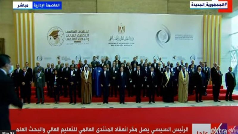 الرئيس السيسي يتوسط