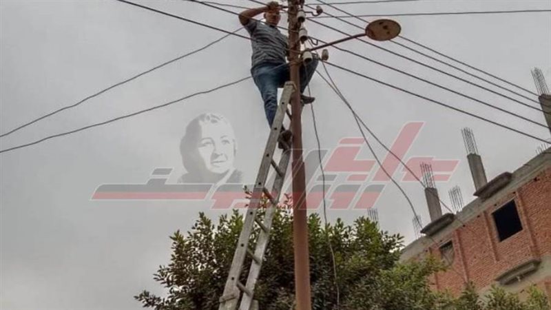 صيانة أعمدة الإنارة