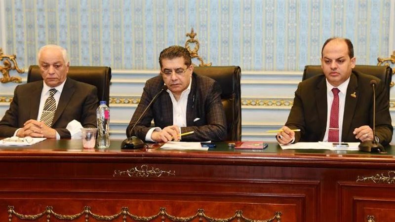 لجنة الصحة بالشيوخ