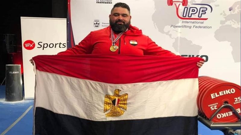 البطل المصري المقيم