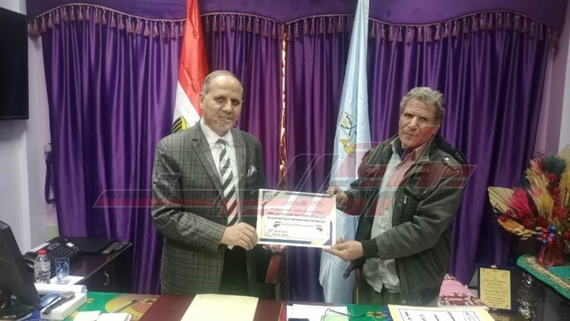 تكريم معلم كفرالشيخ