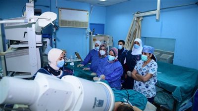 مستشفى سوهاج الجامعي يجري ١٠ عمليات قسطرة قلب علاجية للأطفال بالمجان