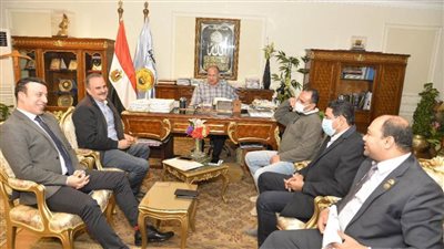 محافظ أسيوط يواصل لقاءاته الدورية بأعضاء مجلس النواب لحل مشاكل المواطنين
