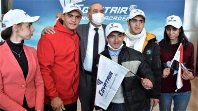 مصر للطيران تنظم للأطفال ذوي الهمم جولة بأكاديمية الطيران ورحلة للأقصر