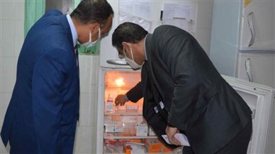 نائب محافظ المنيا يتابع الحالة العامة بمستشفى الصدر ومركز تلقي اللقاح