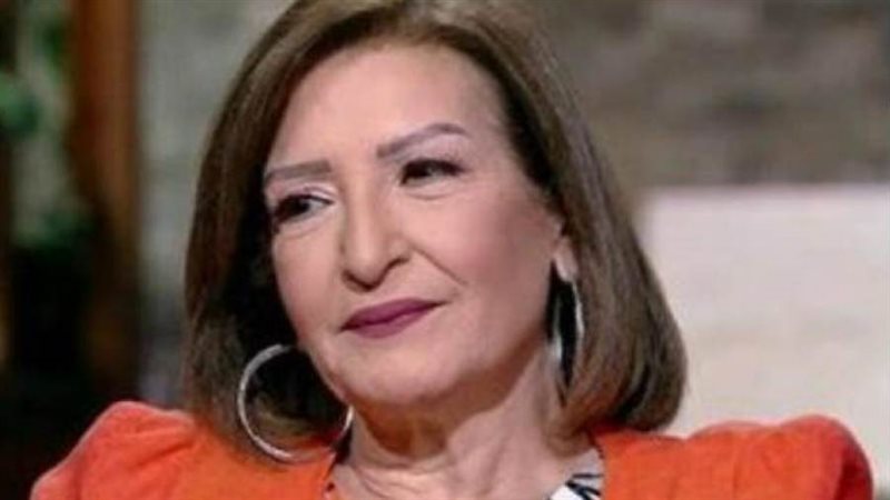 الفنانة ليلي عز العرب