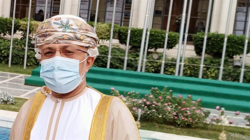 وزير السياحي العماني