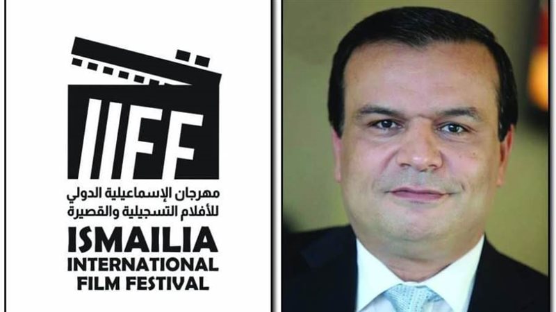 الناقد أسامة عبد