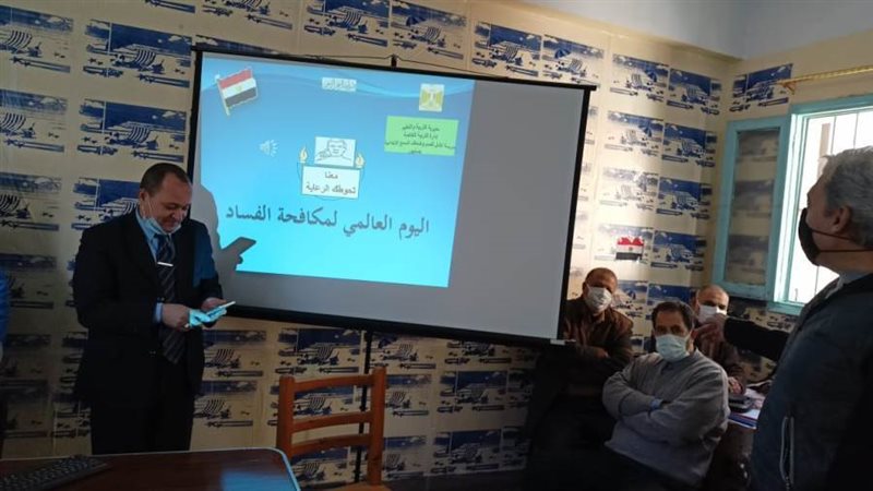 مدارس البحيرة تحتفل