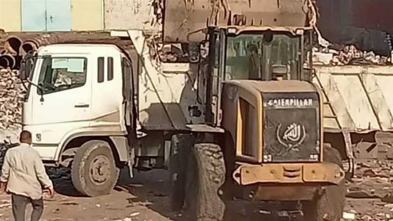 رفع المخلفات والقمامة