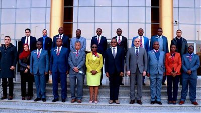 التنمية الصناعية ومدينة الجلود بالروبيكي تستقبلان وفد كلية الدفاع الوطني الكينية للتعرف على التجربة المصرية 