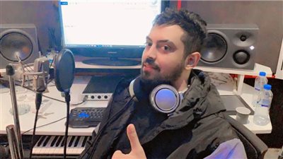 أحمد العنزي يستعد لإطلاق أغنية «واذا تحجي» باحتفالات رأس السنة