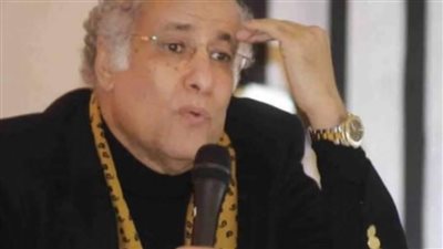 الفنان الكبير حسين نوح في صالون الأوبرا بدمنهور