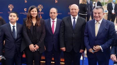 رئيس جامعة بنها يشارك في حفل تنصيب رئيس الجامعة البريطانية 