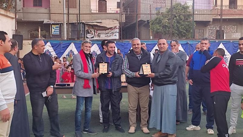 تكريم أسرة الشهيد