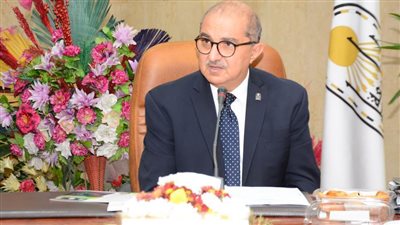 رئيس جامعة أسيوط: منح درجة الدكتوراه لاسم باحث يمني بعد وفاته