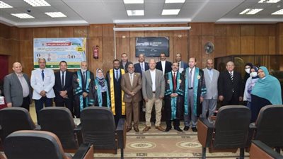 جامعة سوهاج تمنح باحثا كويتيا درجة الدكتوراه في فلسفة التربية