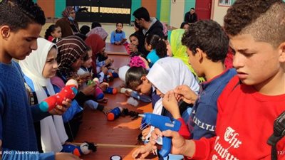 قوافل قصور الثقافة تواصل تقديم فقراتها بقرية التنمية ببرج العرب