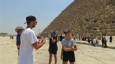 أجهزة الأمن تحل لغز فيديو تصوير السائحين بالجيزة