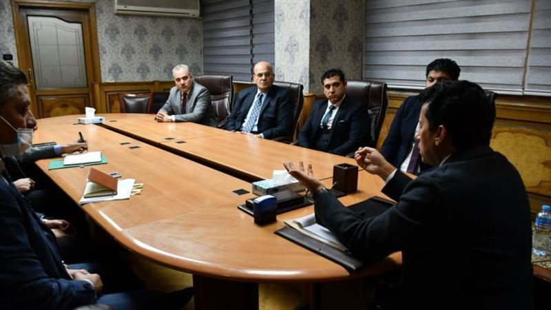 وزير الرياضة ومجلس