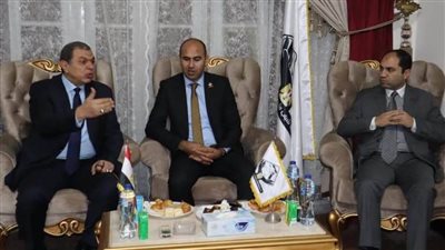 تنسيقية الشباب تختتم جلسات الحوار المجتمعي لقانون العمل بلقاء وزير القوى العاملة