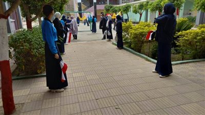 افتتاح مشروع الفصل الأخضر بمدرسة في القاهرة