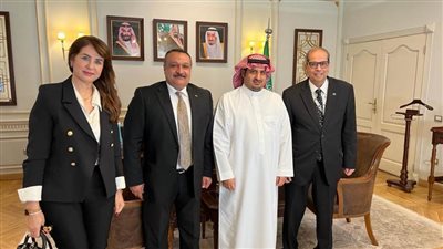 قنصل السعودية بالإسكندرية يستقبل وفدا من جمعية رجال الأعمال